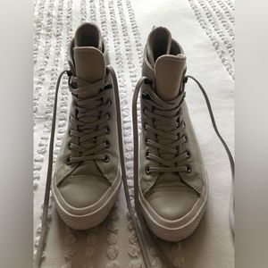 Lined converse